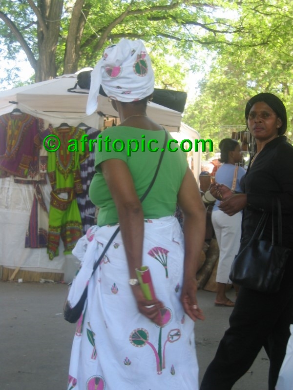 ../Images/AfricaFestival-28-29May05 131.jpg